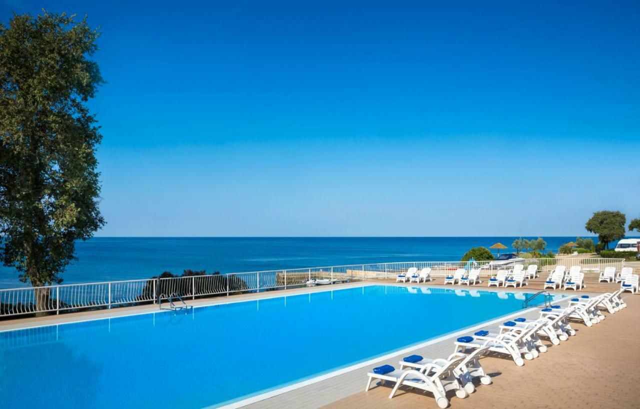 Victoria Mobilehome In Solaris Fkk Naturist Camping Resort Πόρετς Εξωτερικό φωτογραφία