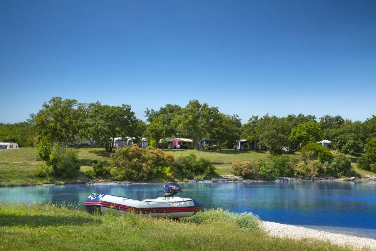 Victoria Mobilehome In Solaris Fkk Naturist Camping Resort Πόρετς Εξωτερικό φωτογραφία